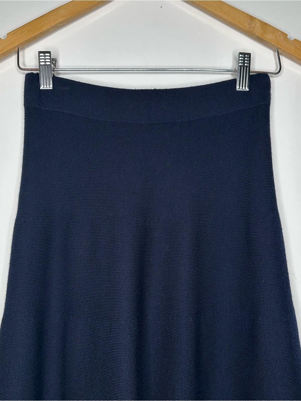 J. Crew Navy Blue 100% Merino Wool Knit Midi Skirt Size 2 - Picture 4 of 7